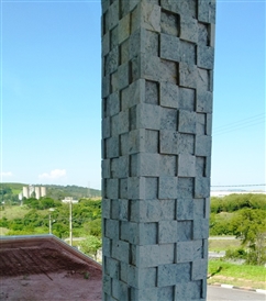 Pedra Madeira Estilizada Coluna